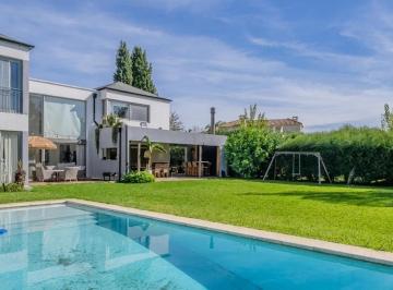 improve-output-1785528679179.jpg · Exclusiva Residencia de Lujo en Barrio Los Jazmines – Villa Rosa, Pilar