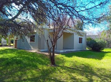 Casa de 3 ambientes, Villa de Las Rosas · Excelente. Casa con Pileta. Zona Residencial
