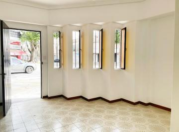 Casa · 75m² · 3 Ambientes · Alquiler Casa 3 Ambientes y Medio Apto Profesional