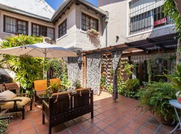 Casa · 212m² · 5 Ambientes · 1 Cochera · Excelente Oportunidad Casa en La Mejor Zona de Lomas de San Isidro