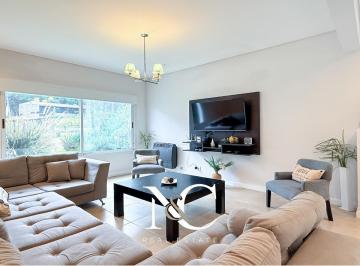 Casa · 160m² · 5 Ambientes · Casa en Venta en Costa Esmeralda - con Gas Natural