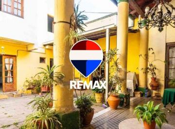 Casa · 304m² · 9 Ambientes · Casa 5 Dorm. Venta Zona Macrocentro