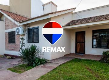 Casa · 120m² · 6 Ambientes · 2 Cocheras · Casa en Venta Barrio El Huaico 3 Dorm.