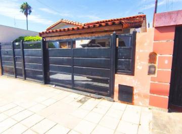 Casa · 82m² · 4 Ambientes · 1 Cochera · Venta Casa 4 Ambientes Villa Dominico
