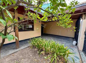 Casa · 213m² · 4 Ambientes · 1 Cochera · Casa Venta Merlo Norte 4 Ambientes Pileta Quincho