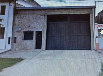 Bodega-Galpón · 200m² · Venta - Galpon - Santa Fe