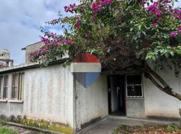 Casa · 63m² · 4 Ambientes · 1 Cochera · Casa en Venta 2 Dorm. Alto Comedero