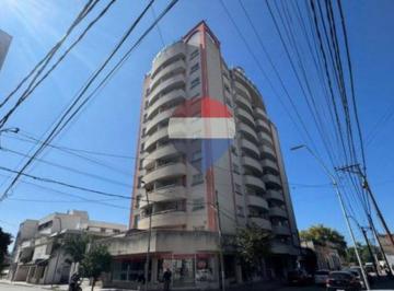 Departamento · 82m² · 4 Ambientes · 1 Cochera · Venta Departamento 3 Dorm. Micro Centro