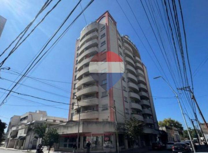 Departamento · 82m² · 4 Ambientes · 1 Cochera