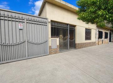 Casa · 100m² · 4 Ambientes · 1 Cochera · Venta Casa 4 Ambientes Isidro Casanova