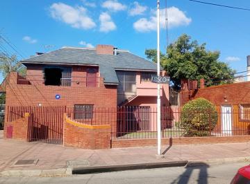 Casa · 150m² · 5 Ambientes · 2 Cocheras · Casa Multifamiliar 7 Ambientes Venta Ciudad Madero