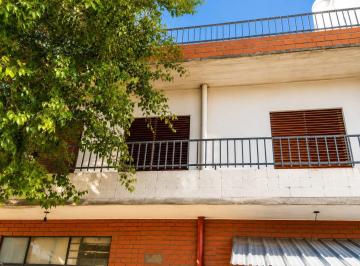 Departamento · 73m² · 3 Ambientes · 1 Cochera · Venta PH 3 Ambientes en San Justo