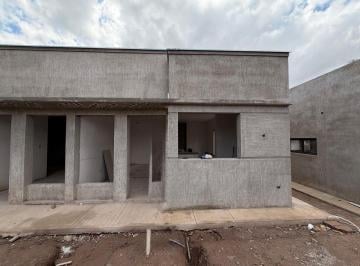 Casa · 71m² · 3 Ambientes · 1 Cochera · Casa en Venta Barrio Privado Maipú