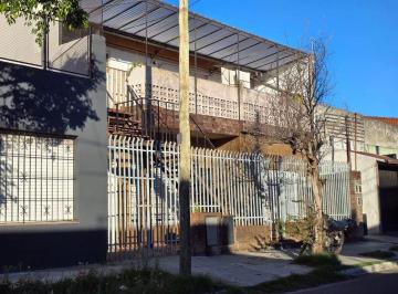 Casa · 124m² · 3 Ambientes · 1 Cochera · Casa de 3 Ambientes en Villa Luzuriaga