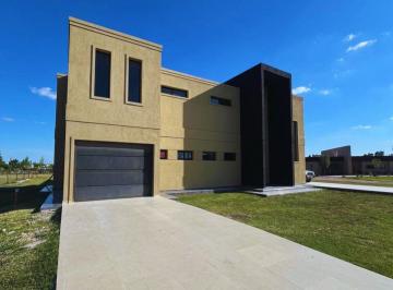Casa · 500m² · 7 Ambientes · 2 Cocheras · Venta Casa 7 Amb Terraza, Fincas de San Vicente
