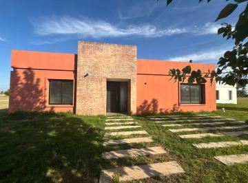Casa · 120m² · 4 Ambientes · Venta Casa a Estrenar, La Federala, Lobos
