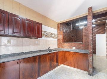 PH · 113m² · 4 Ambientes · Venta PH 4 Ambientes Pompeya Al Frente Balcon