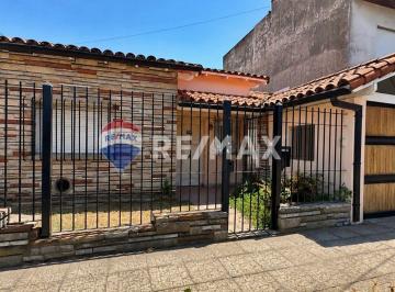 Casa · 152m² · 4 Ambientes · 2 Cocheras · Venta Chalet 4 Ambientes Haedo Sur