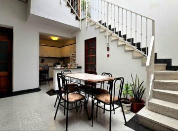Casa · 96m² · 3 Ambientes · 1 Cochera · Casa Venta 3 Ambientes Mas Dependencia Cochera