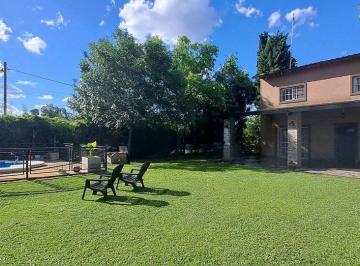 Quinta vacacional · 78m² · 2 Dormitorios · Casa Quinta 3 Ambientes Piscina Quincho Parque