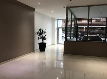 Departamento · 40m² · 1 Ambiente · 1 Cochera · Amplio Monoambiente Divisible (En L) con Balcon