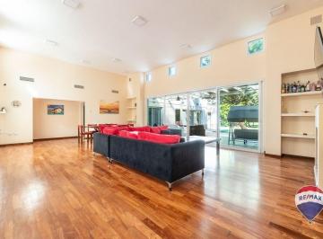 Casa · 270m² · 4 Ambientes · Venta Casa 4 Amb Campos de Roca Venta Casa Pileta