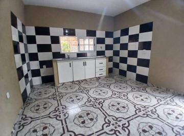 Casa · 111m² · 3 Ambientes · 2 Cocheras · Venta Casa Temperley Apta Credito Acepta Permuta