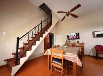 Casa · 105m² · 5 Ambientes · 1 Cochera · Venta Casa 4 Amb Dominico Garage 2 Baños Patio