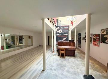PH · 270m² · 4 Ambientes · Venta PH 4 Amb. San Cristóbal Terraza Propia Único