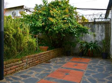 Casa · 106m² · 4 Ambientes · 1 Cochera · Casa 4 Amb. Venta, San Andrés, Lote Propio