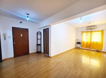 Departamento · 49m² · 2 Ambientes · Venta de Amplio Dos Ambientes en El Barrio de Once