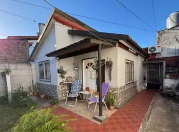 PH · 64m² · 3 Ambientes · 1 Cochera · PH 3 Ambientes en Venta en Burzaco Oportunidad