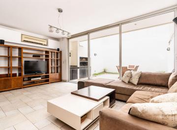 PH · 149m² · 5 Ambientes · 1 Cochera · Venta PH Triplex/5 Amb C/patio/coch/chacarita