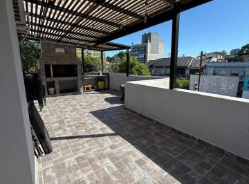 PH · 132m² · 4 Ambientes · Hermoso PH en La Lucila, Sin Exp, Reciclado