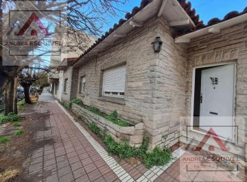 PH · 120m² · 3 Ambientes · 1 Cochera · Casa 3 Ambientes con Garaje, Patio y Lavadero