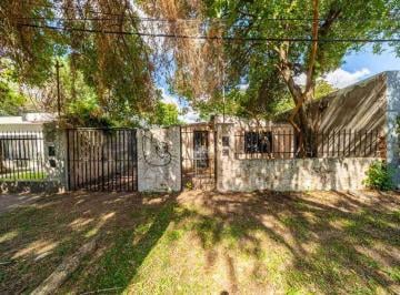 Terreno · 198m² · Lote Casa a Reciclar en Venta Baigorria Rio