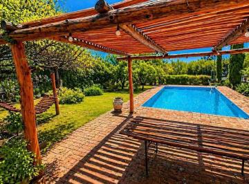 Casa · 130m² · 3 Ambientes · 2 Cocheras · Venta Casa 3 Dorm. con Pileta - Bialet Masse