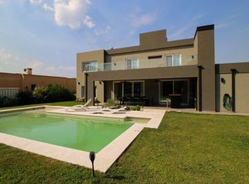 Casa · 224m² · 5 Ambientes · 2 Cocheras · Alquiler Casa 6 Amb Haras San Pablo G. Rodriguez