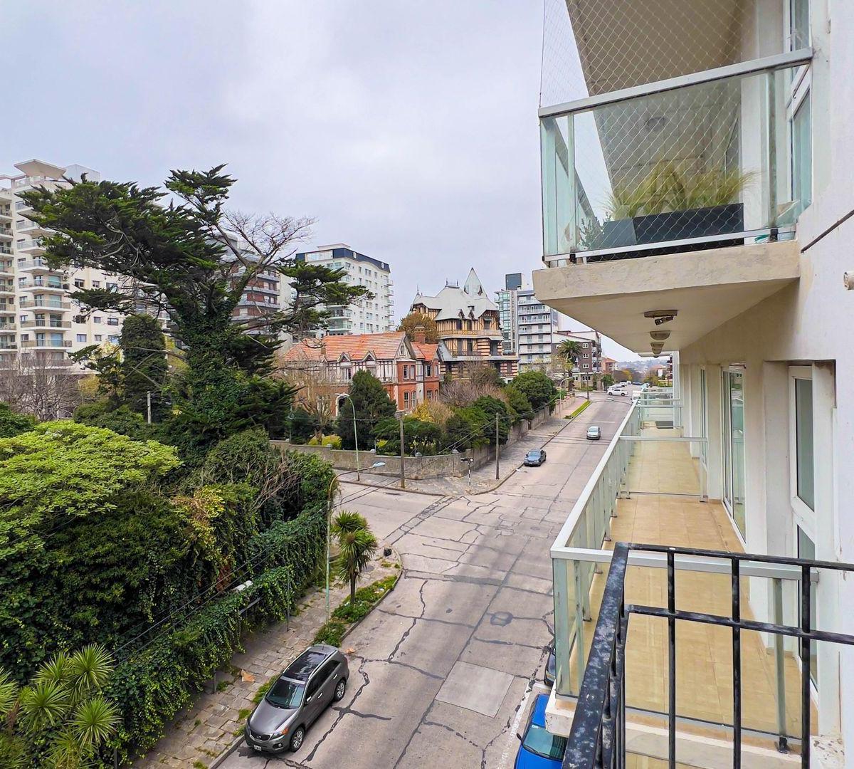 Venta departamento de 3 ambientes al frente en Stella Maris