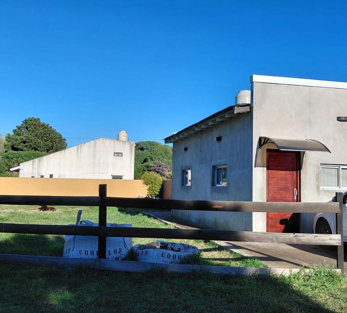 Casa en venta en Los Acantilados, 437m², 1 dorm, 1 baño