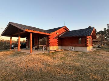 Casa · 70m² · 2 Ambientes · Cabaña con Lote de 2230 m² en Exaltación de La Cruz
