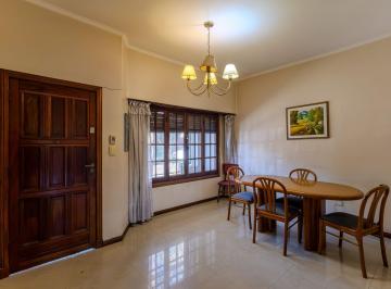 Casa · 177m² · 5 Ambientes · 1 Cochera · Venta Casa 5 Amb Ballester Jardín Apto Crédito