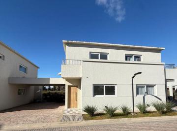 Casa · 89m² · 3 Ambientes · 1 Cochera · Venta Casa Tipo Dúplex en Chic Village Pilar