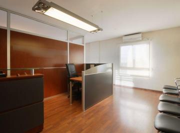 Oficina comercial · 68m² · 2 Cocheras · Alquiler Oficina 3 Despachos Amoblada Callao 420