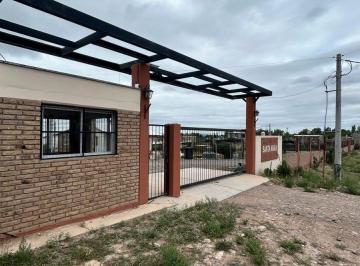 Terreno · 410m² · Terreno 410 m² con Salon y Pileta - Lujan de Cuyo