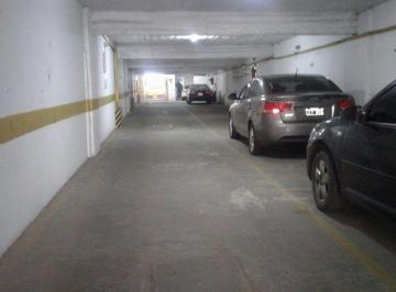 Garage · 12m² · Cochera en Venta Av Pellegrini 700 - Rosario
