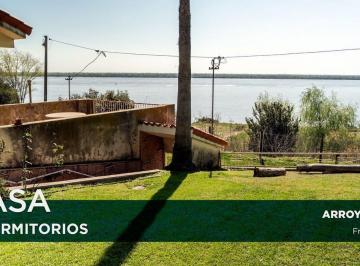 Casa · 196m² · 5 Ambientes · 1 Cochera · Casa en Venta Frente Al Rio Arroyo Seco.