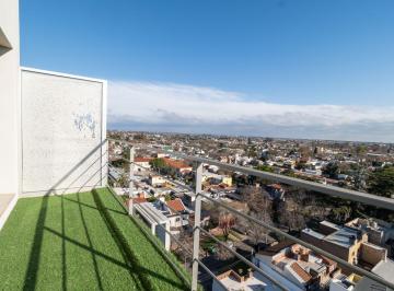 Departamento · 80m² · 4 Ambientes · 1 Cochera · Departamento en Venta 2 Dorm. Alberdi Rio