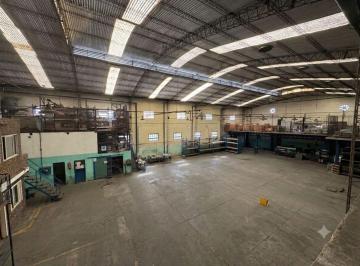 Bodega-Galpón · 2108m² · Galpon en Venta 2100 m² España y Hospitales