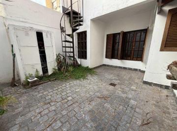 PH · 75m² · 2 Ambientes · PH en San Isidro Sin Expensas con Patio y Terraza